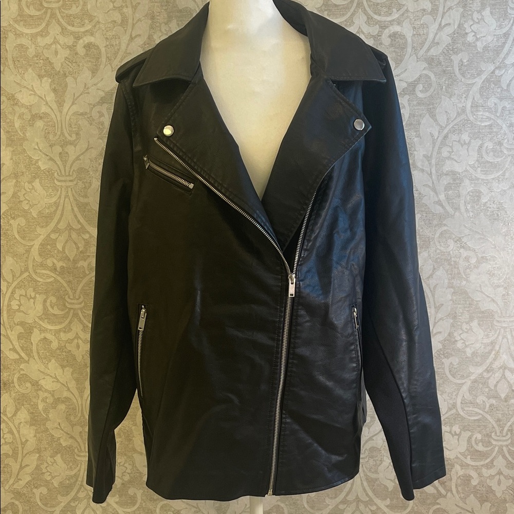 Black Faux Leather Lane Bryant new without tags 18/20